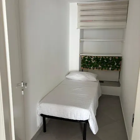 Manucamp Villa *